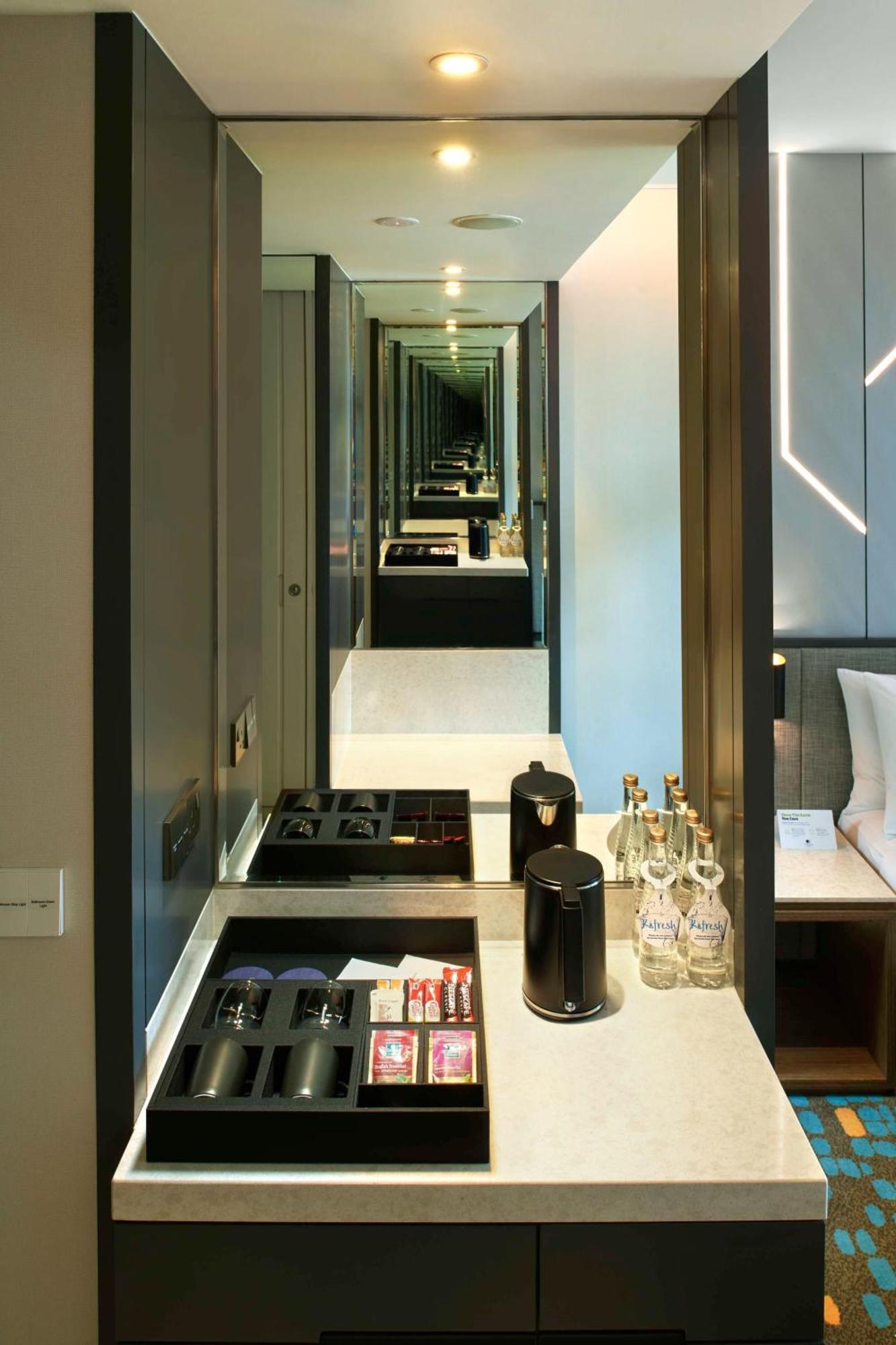 Doubletree By Hilton Shah Alam I-City Exterior photo A room at the hotel