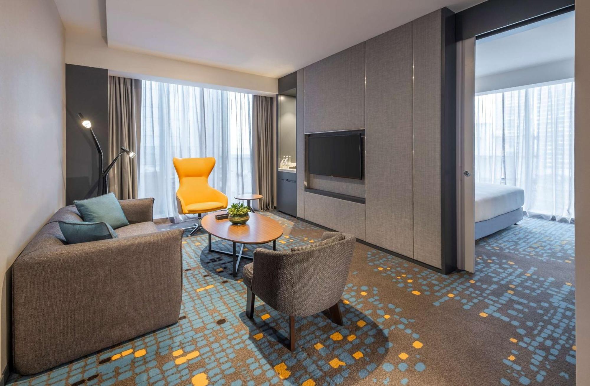 Doubletree By Hilton Shah Alam I-City Exterior photo A suite at the hotel