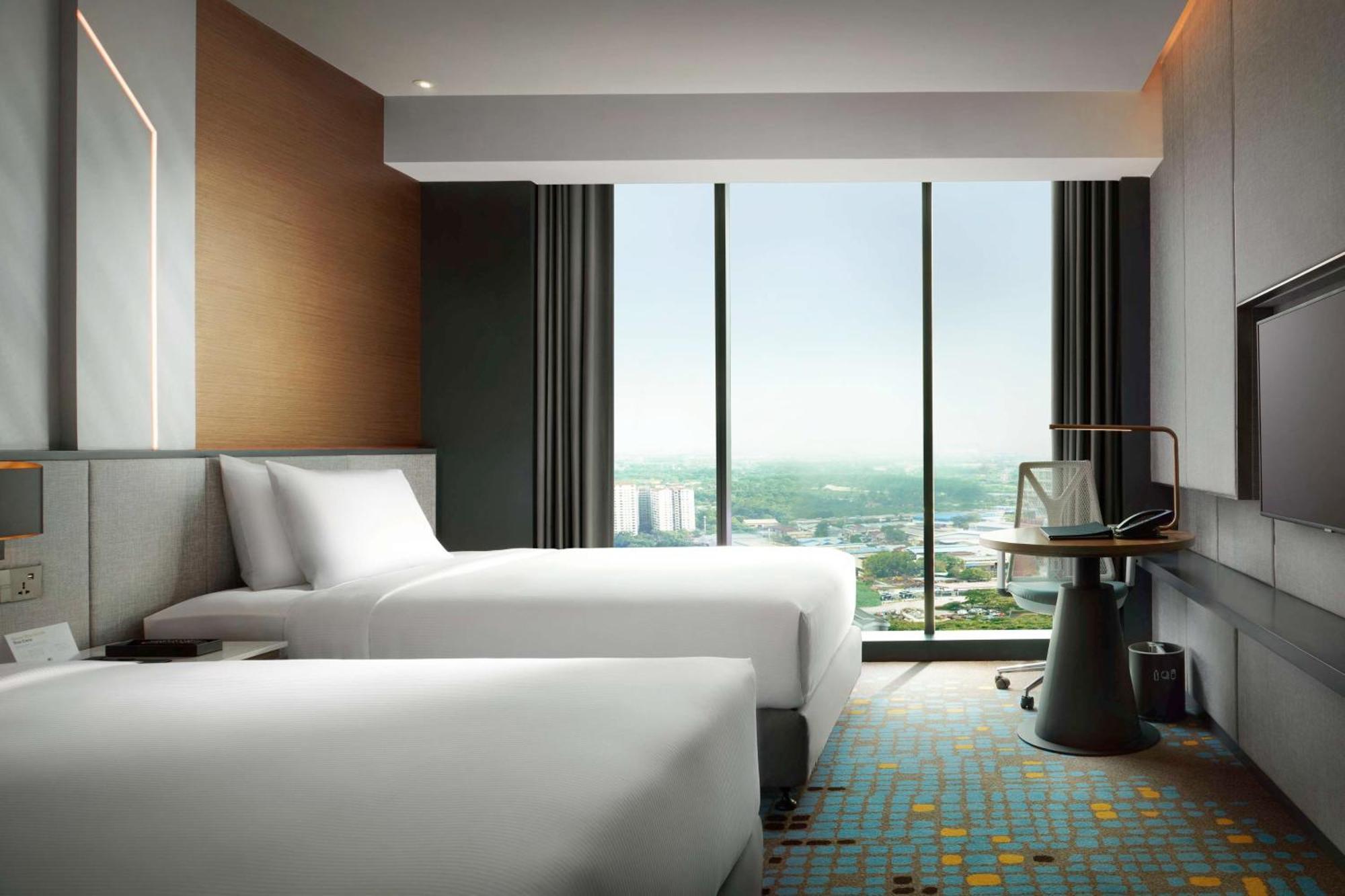 Doubletree By Hilton Shah Alam I-City Exterior photo