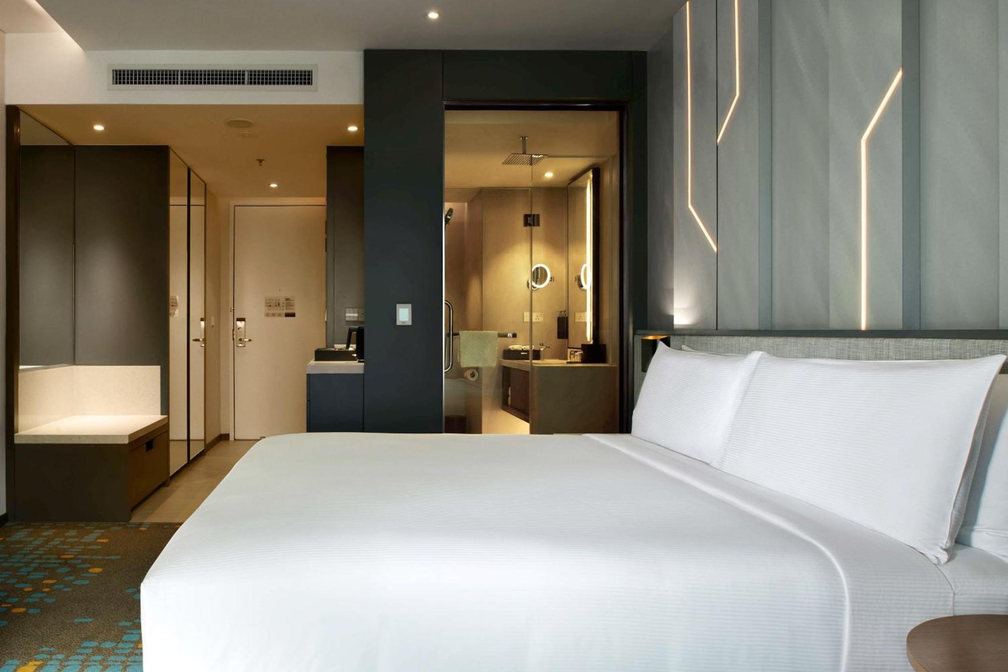 Doubletree By Hilton Shah Alam I-City Exterior photo Deluxe Room