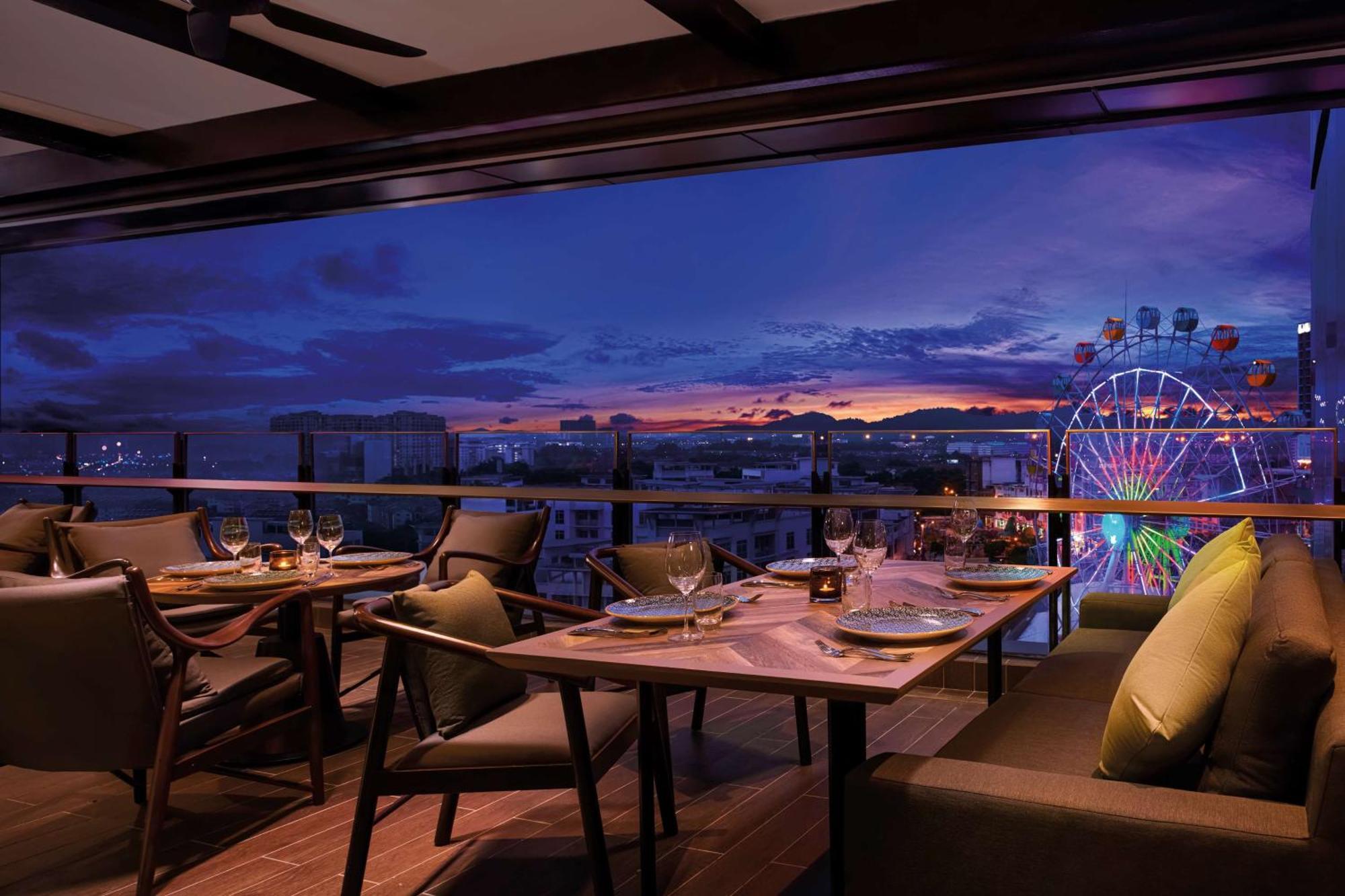 Doubletree By Hilton Shah Alam I-City Exterior photo View from the rooftop bar