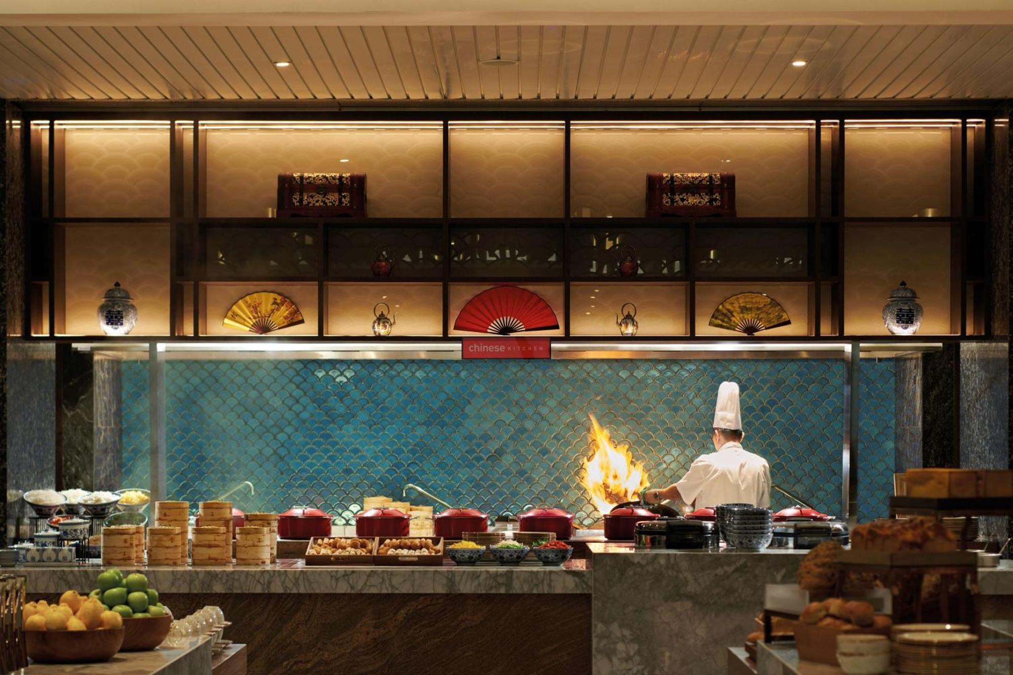 Doubletree By Hilton Shah Alam I-City Exterior photo Live kitchen at the hotel