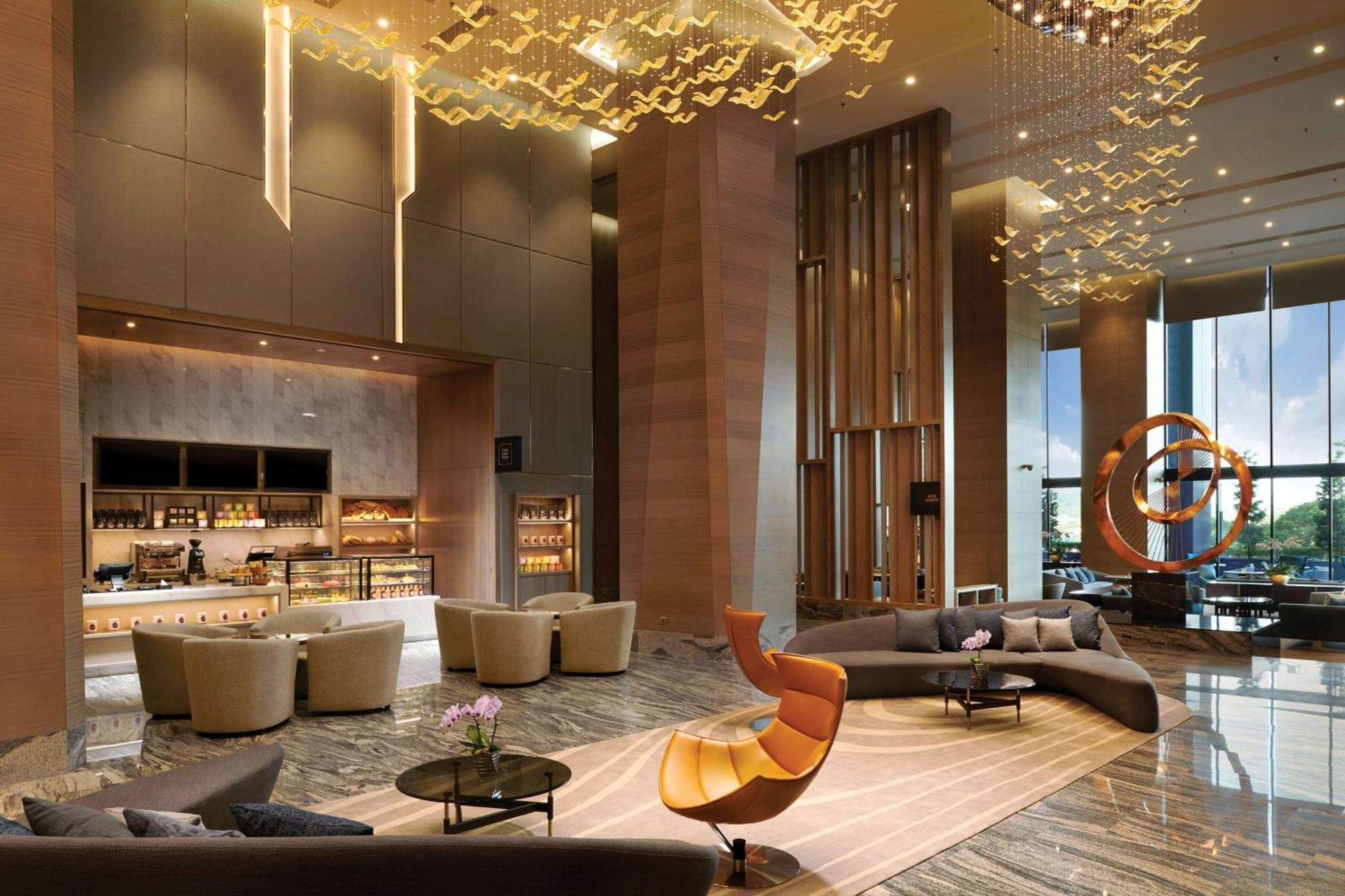 Doubletree By Hilton Shah Alam I-City Exterior photo The lobby of the hotel