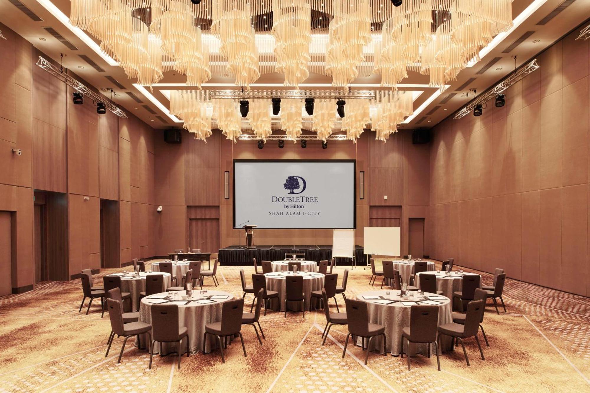 Doubletree By Hilton Shah Alam I-City Exterior photo The ballroom